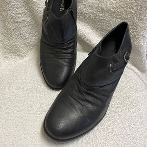 Baretraps Women ankle boots
